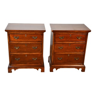 1960s Pair Craftique Vintage Regency Style Mahogany Nightstands Bedside Tables For Sale