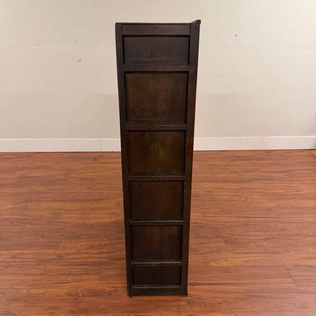 Vintage Japanese Mizuya Tansu Chest With Textured Glass and Sliding Doors For Sale - Image 4 of 18