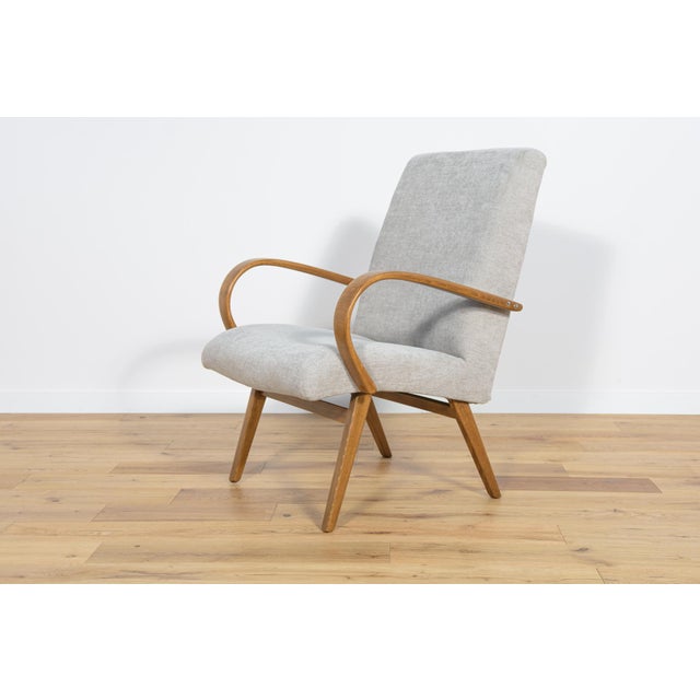 Model 53 Armchair by Jaroslav Smidek for Ton, 1960s For Sale - Image 15 of 15