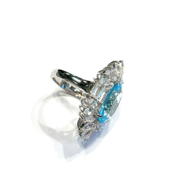 Bochic "Capri" Vintage Blue Topaz Ring Set In 18K White Gold & Silver For Sale - Image 12 of 18