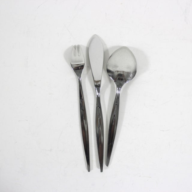 Mid-Century Modern Vintage Mid Century Modern Oneida Venetia Stainless Steel Atomic 3 Piece Serving Spoon Set For Sale - Image 3 of 6