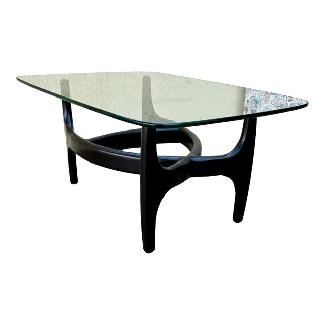 Mid Century Modern Sculptural Side Table Attributed to Adrian Pearsall for Craft Associates, Circa 1960Side Table For Sale