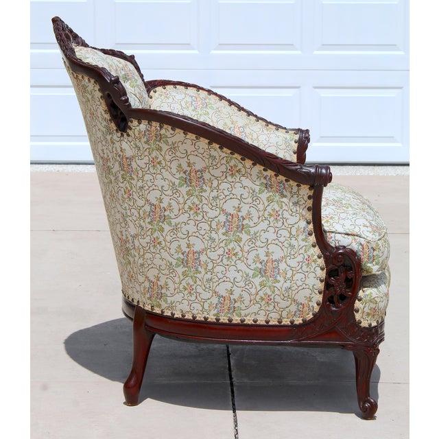 Antique French Louis XV Style Bergère Armchair – Hand-Carved Mahogany, Tufted Floral Upholstery, C. Late 19th Century For Sale In Naples, FL - Image 6 of 18