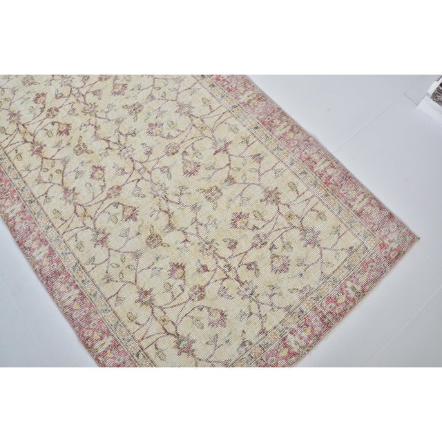 Turkish 1950s Oushak Home Living Wool Carpet For Sale - Image 3 of 10