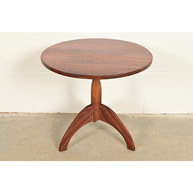 Early American Bench Made Sculpted Solid Walnut Pedestal Tea Table or Side Table For Sale - Image 10 of 10