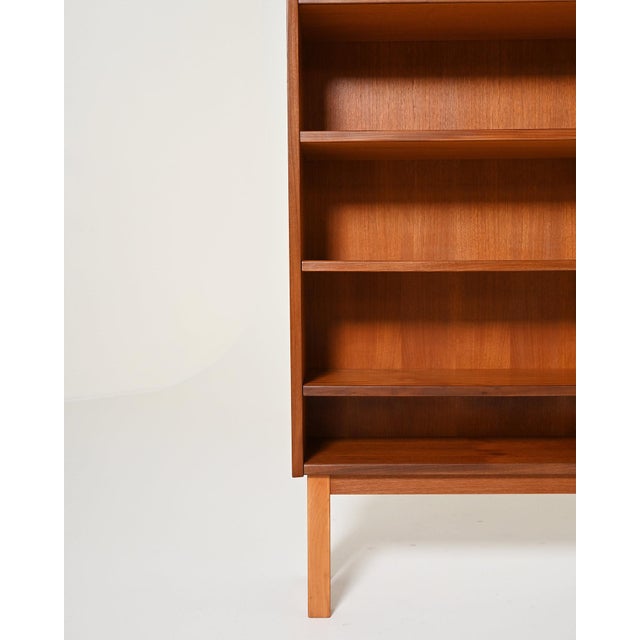 Vintage Scandinavian Teak Bookcase, 1960s For Sale - Image 4 of 7