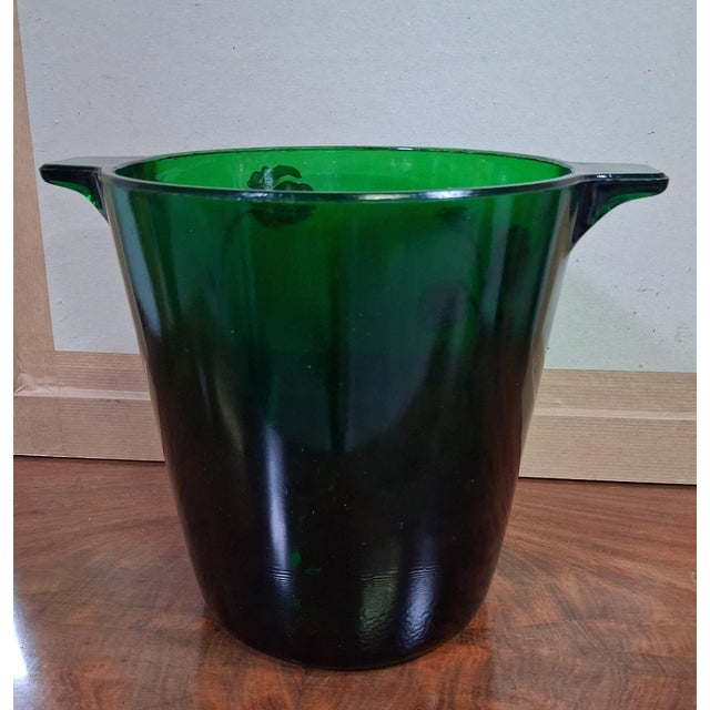 20th Century Anemones Champagne Bucket in Green Glass by Perrier-Jouët, 1970s For Sale - Image 4 of 7