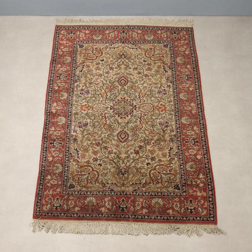 Vintage Tabriz Rug, Romania For Sale - Image 3 of 9