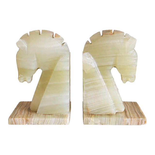 Vintage Onyx Horse Head Bookends Pair – Banded Stone Chess Knight Sculptures For Sale