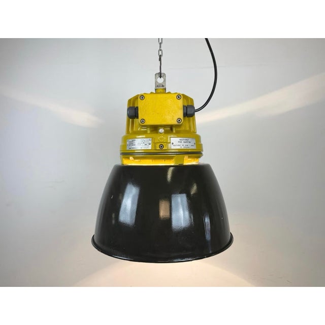 Industrial Yellow Explosion Proof Lamp with Black Enameled Shade from Elektrosvit, 1990s For Sale - Image 12 of 18