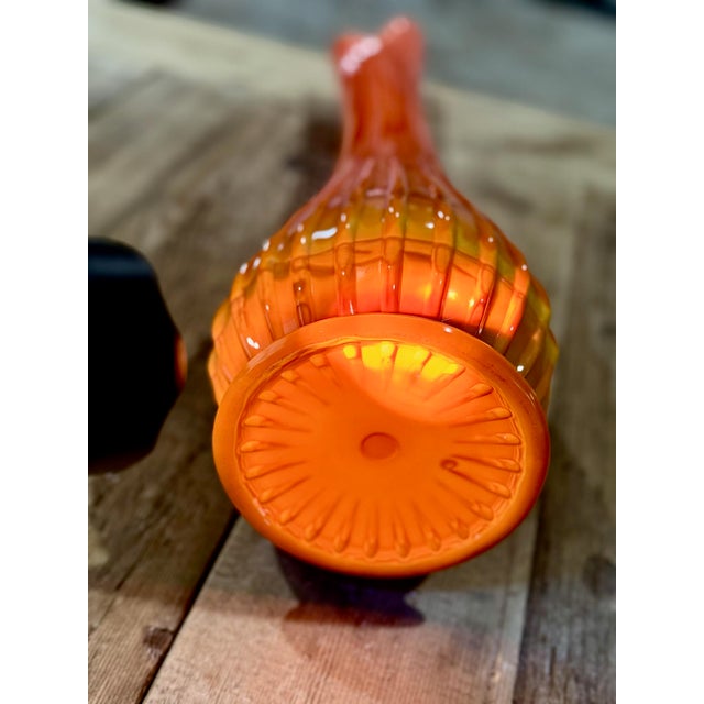 Vintage Le Smith Bittersweet Ribbed Amberina Swung Vase - Mid Century Modern - 26” H For Sale In New York - Image 6 of 8