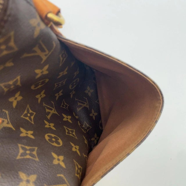 Louis Vuitton Shoulder Bag Tote For Sale - Image 13 of 18