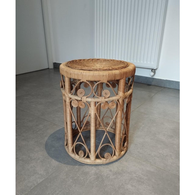 Vintage Peacock Rattan Stool, 1960s For Sale - Image 9 of 10