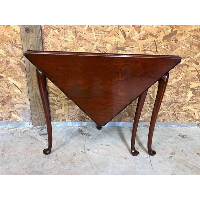 Mid 20th Century Mid 20th Century Biggs Queen Anne Style Mahogany Gate Leg Table For Sale - Image 5 of 8