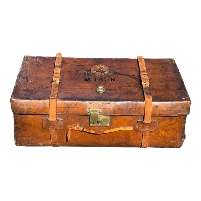 Late 19th C. Leather and Timber Luxury Travel Trunk - Exceptional Detailing and Pedigree For Sale