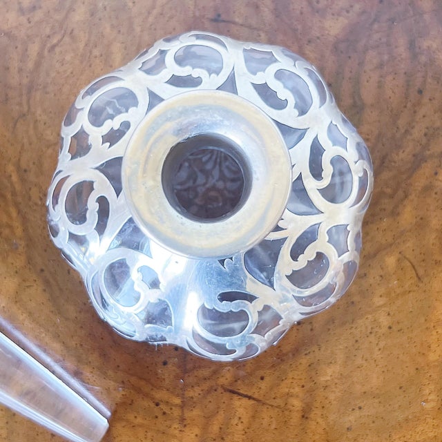 Antique Glass Perfume Bottle With Applied Silver Filigree Scrollwork Detail For Sale - Image 4 of 7