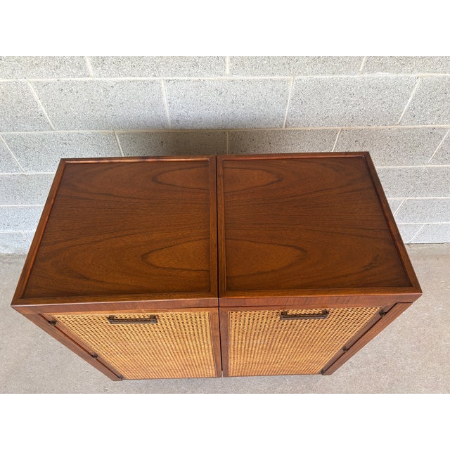 Jack Cartwright for Founders Mid Century Modern Walnut & Cain Door Bar Cart For Sale - Image 12 of 16