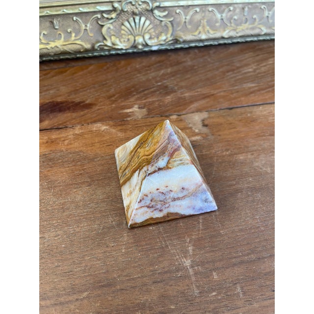 1970s Hand-Carved Polished Onyx Pyramid Sculpture or Paperweight For Sale - Image 10 of 10