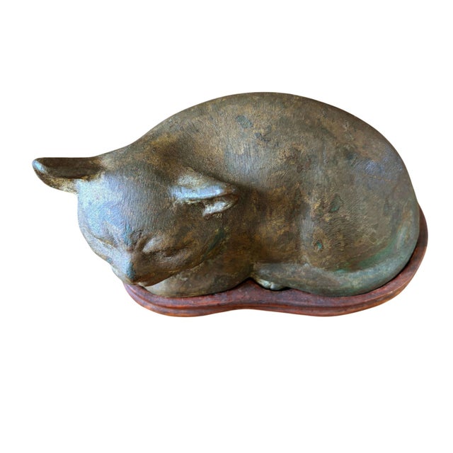 Old Bronze Chinoiserie Han Style Recumbent Kitten Sculpture on Wood Stand For Sale In New York - Image 6 of 8