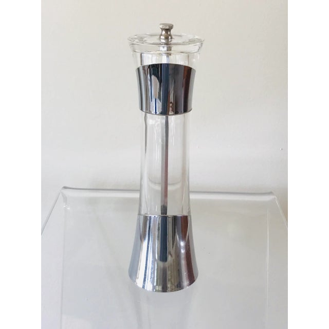 1970s Lucite Pepper Mill For Sale - Image 4 of 10
