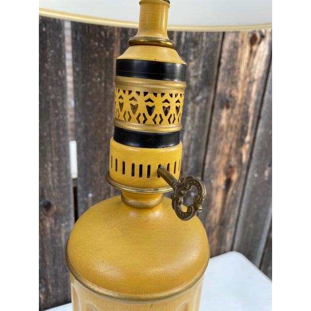 Metal Vintage Mid Century Americana Mustard Table Lamp For Sale - Image 7 of 12