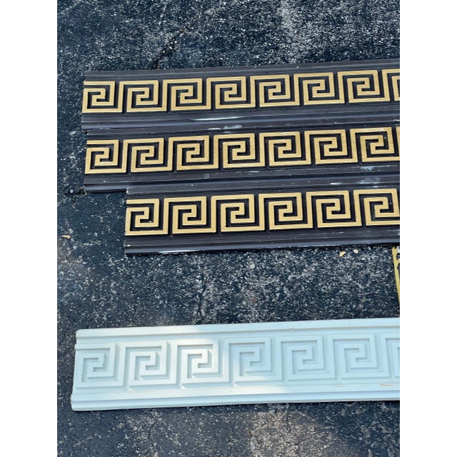 1960s Vintage Greek Key Architectural Frieze Molding – Neoclassical Black & Gold Trim Panels – Hollywood Regency Wall Decor For Sale - Image 5 of 12