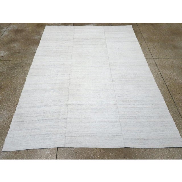 Galerie Shabab Collection Mid-20th Century Handmade Turkish Flatweave Kilim Accent Rug For Sale - Image 4 of 10