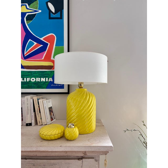 Bright yellow triptych in excellent condition - no snags. Made in Italy. Lamp in perfect working order. Dimensions: Total...