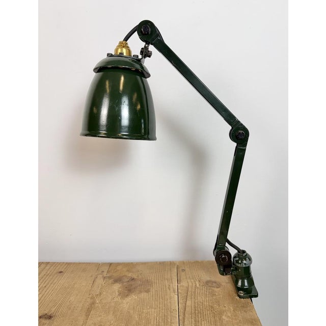 Mid-Century Modern Industrial Green Enamel Adjustable Table Lamp, 1960s For Sale - Image 3 of 18