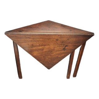 Circa 1760-1780 English George III Period Corner Drop-Leaf Table For Sale