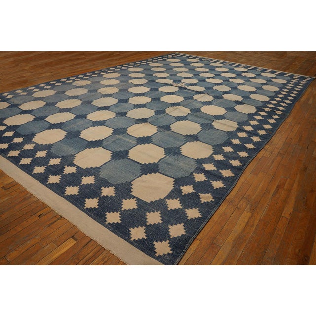 1930s Blue White Octagonal Antique Indian Cotton Dhurrie Rug 12'3" X 19' Flat Weave Cotton Carpet For Sale - Image 4 of 17