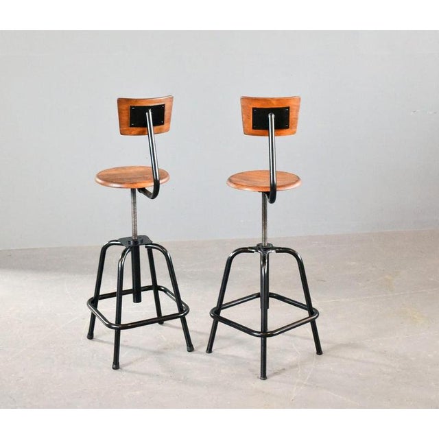 Industrial Height-Adjustable Bar Stools by L Sautereau, 1950s, Set of 2 For Sale - Image 4 of 6