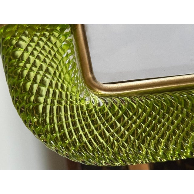 This magnificent vertical photo frame is a pure example of Venetian glassmaking. The technique used to achieve this rich...