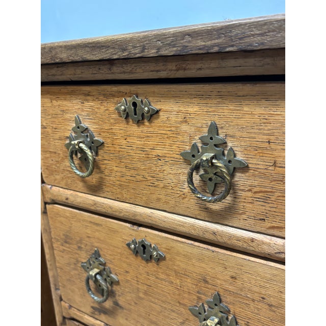 19th Century English Oak Nightstands - A Pair For Sale - Image 4 of 11