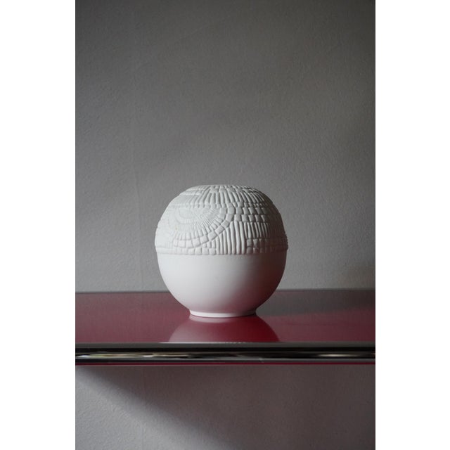 Vintage German Vase in Biscuit Porcelain from AK Kaiser, 1960s. For Sale - Image 6 of 6