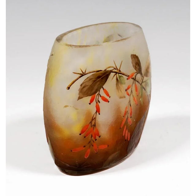 Art Nouveau Cameo Vase with Barberry Decor from Daum Nancy, France For Sale - Image 4 of 7