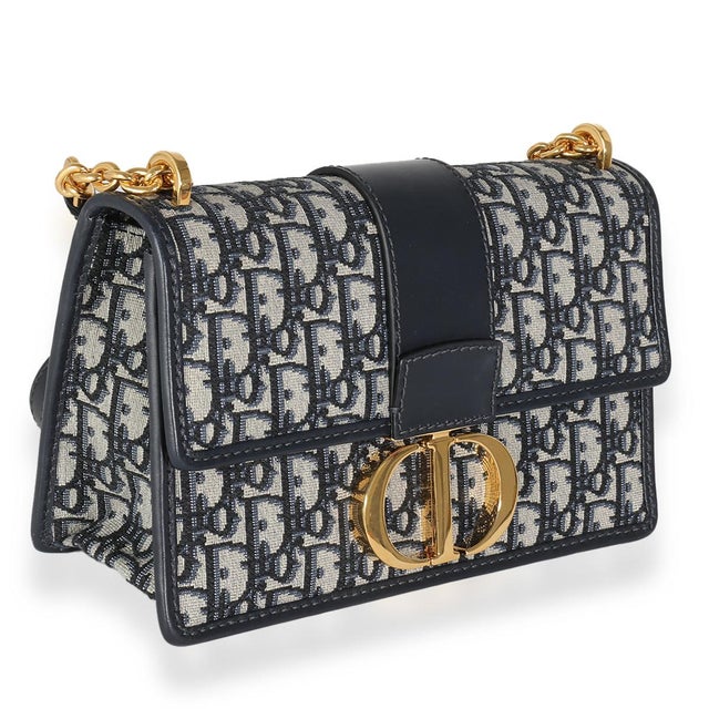 Contemporary Navy Oblique Jacquard 30 Montaigne Chain Bag For Sale - Image 3 of 8