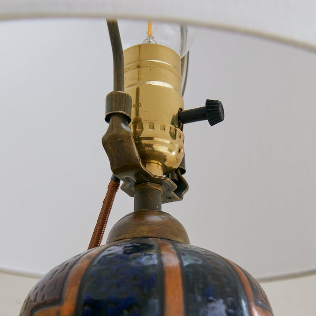 Late 20th Century Italian Patterned Ceramic Table Lamp with Shade, 1990s For Sale - Image 5 of 7
