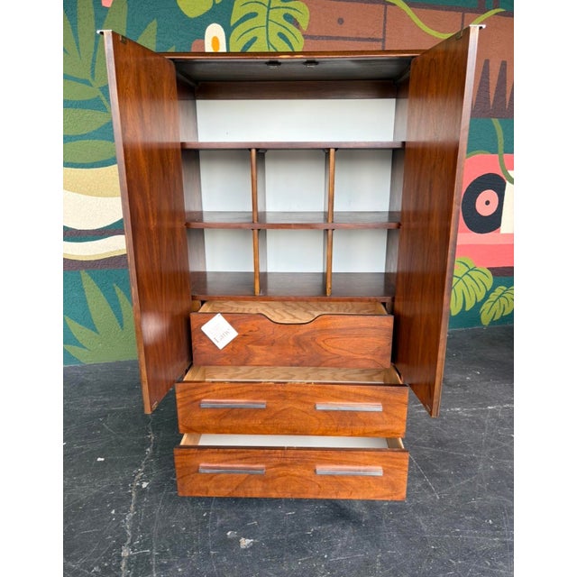 Lane Brutalist Gentleman’s Chest For Sale - Image 13 of 13