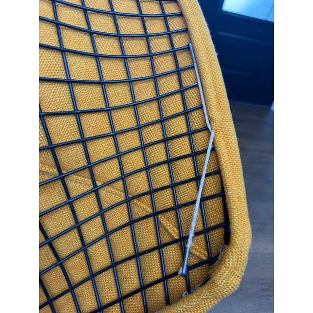 Vintage Harry Bertoia for Knoll Diamond Chairs in Original Mustard Upholstery — Pair For Sale - Image 12 of 15
