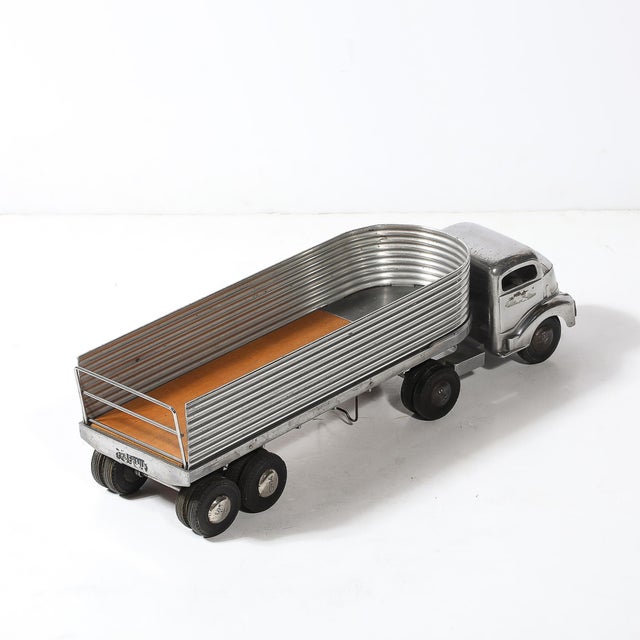 Mid-Century Smith Miller Silver Streak Truck & Trailer in Aluminum For Sale - Image 12 of 18