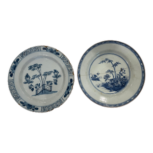 18th-Century Chinese Export Blue and White Plates, Set of 2