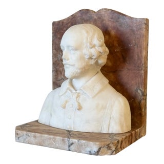 Antique Hand Carved White and Pink Marble Bookend Depicting William Shakespeare For Sale