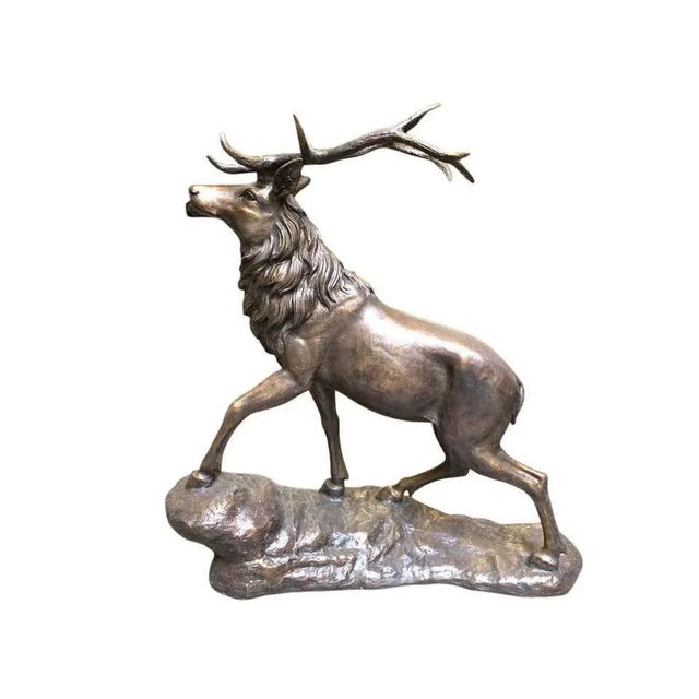 A large bronze stag, scottish highlands deer sculpture stags, 20th century. Wonderful bronze casting of a large scottish...