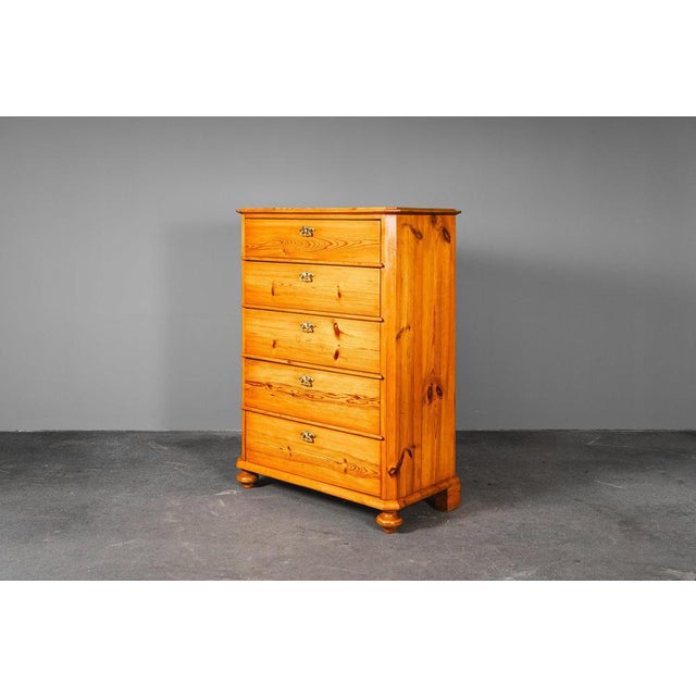 Biedermeier Style Chest of Drawers in Pine For Sale - Image 4 of 18