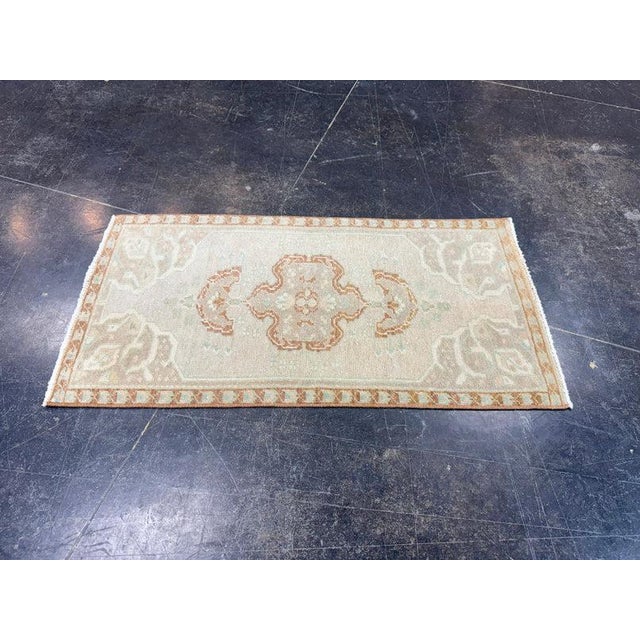 Turkish Oushak Rug 4'10" x 6'9" #17928 For Sale - Image 4 of 8