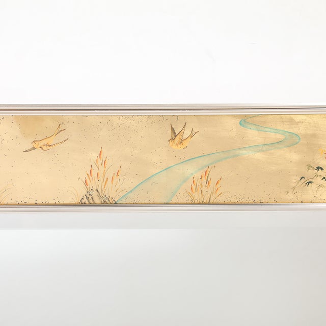 1980s Mid-Century Gilt Eglomise Chinoiserie Narrative Border Mirror Signed J Beukema For Sale - Image 5 of 14