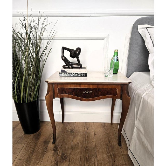 Incredibly elegant, important and refined Italian Neoclassical pair of night stands bed side tables with greatly shaped...