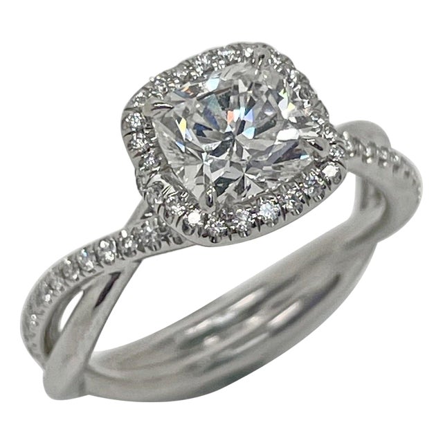David Yurman, 1.22 Carat Diamond Infinity Half Pave Halo Engagement Ring, Size 6.25 For Sale
