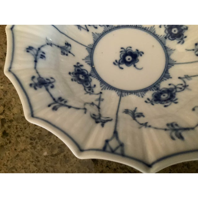 1950s 1950s Royal Copenhagen Blue Fluted 16 Point Bowl 290 For Sale - Image 5 of 6